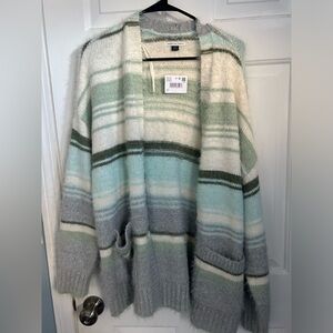 Brand new American Eagle cardigan